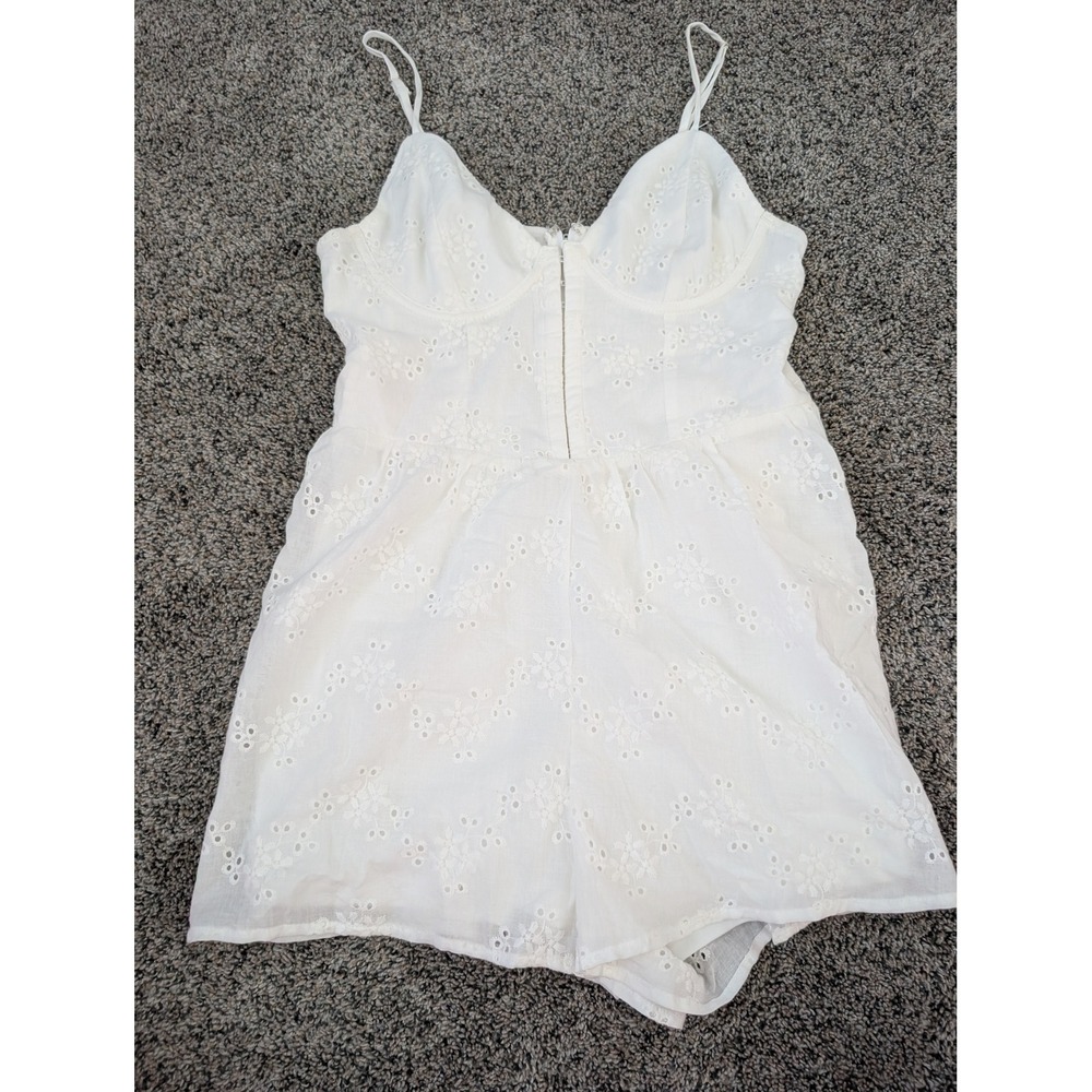 Windsor White Eyelet Floral Corset Romper Underwire Sweetheart Small KPD1508